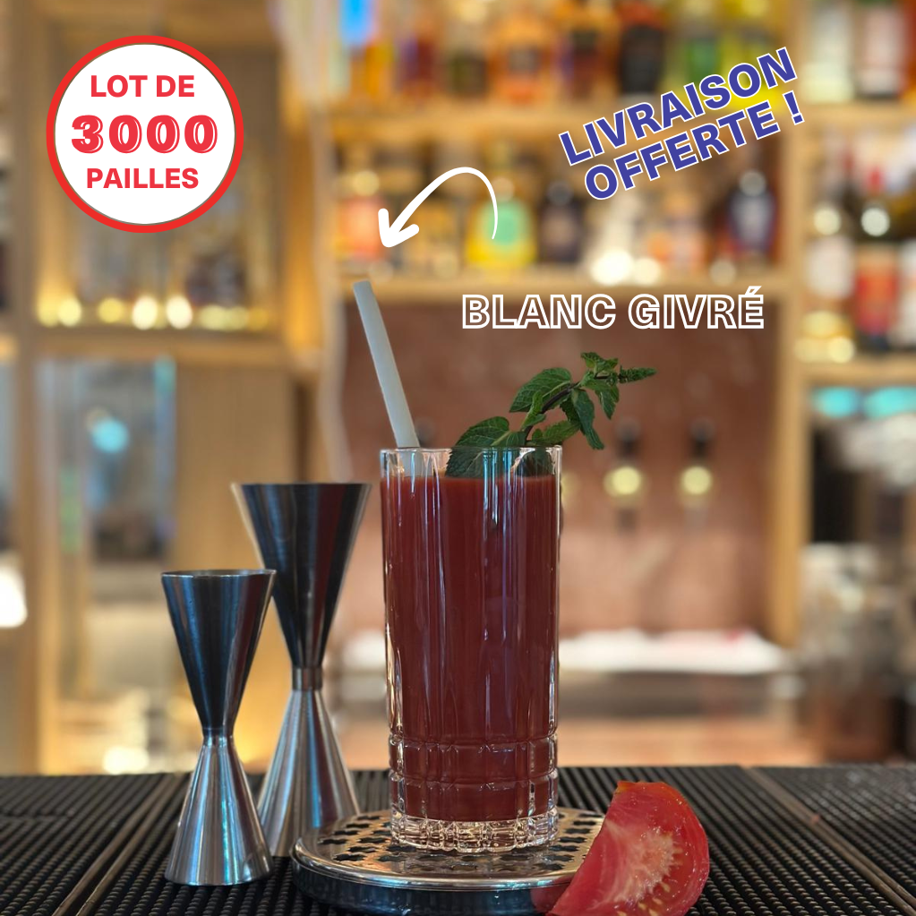 Paille blanc givré Straws-Berry dans un cocktail rouge avec menthe, sur un bar professionnel avec doseurs. Lot de 3000 pailles, livraison offerte
